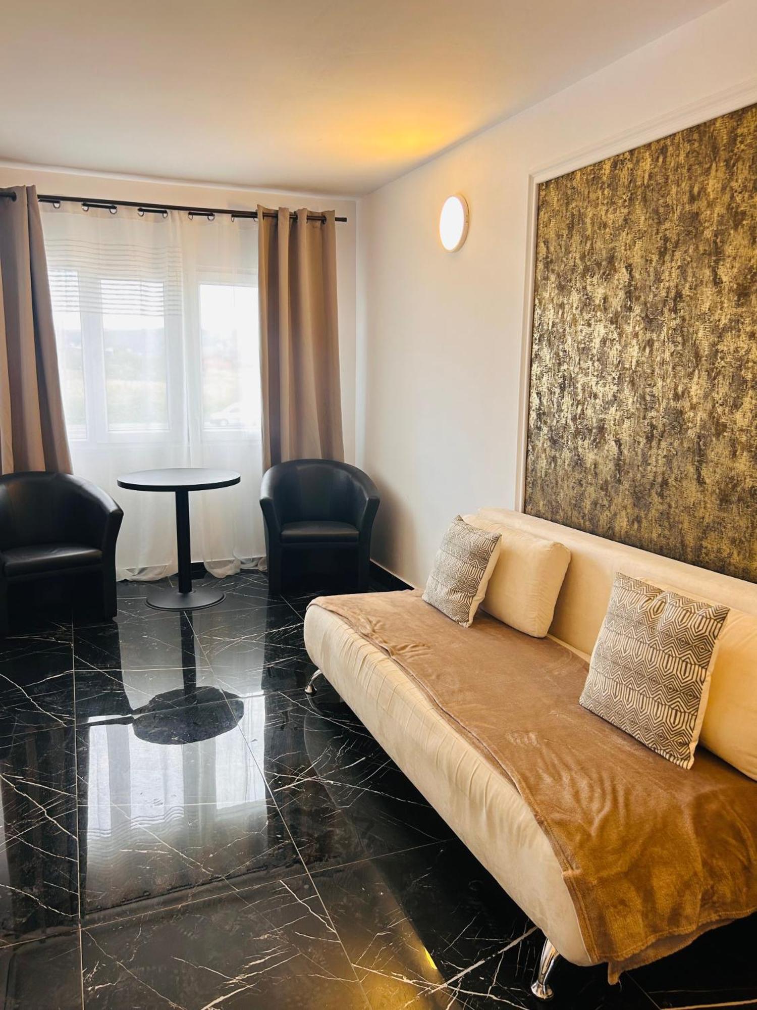 Hotel Myda Apahida Zewnętrze zdjęcie