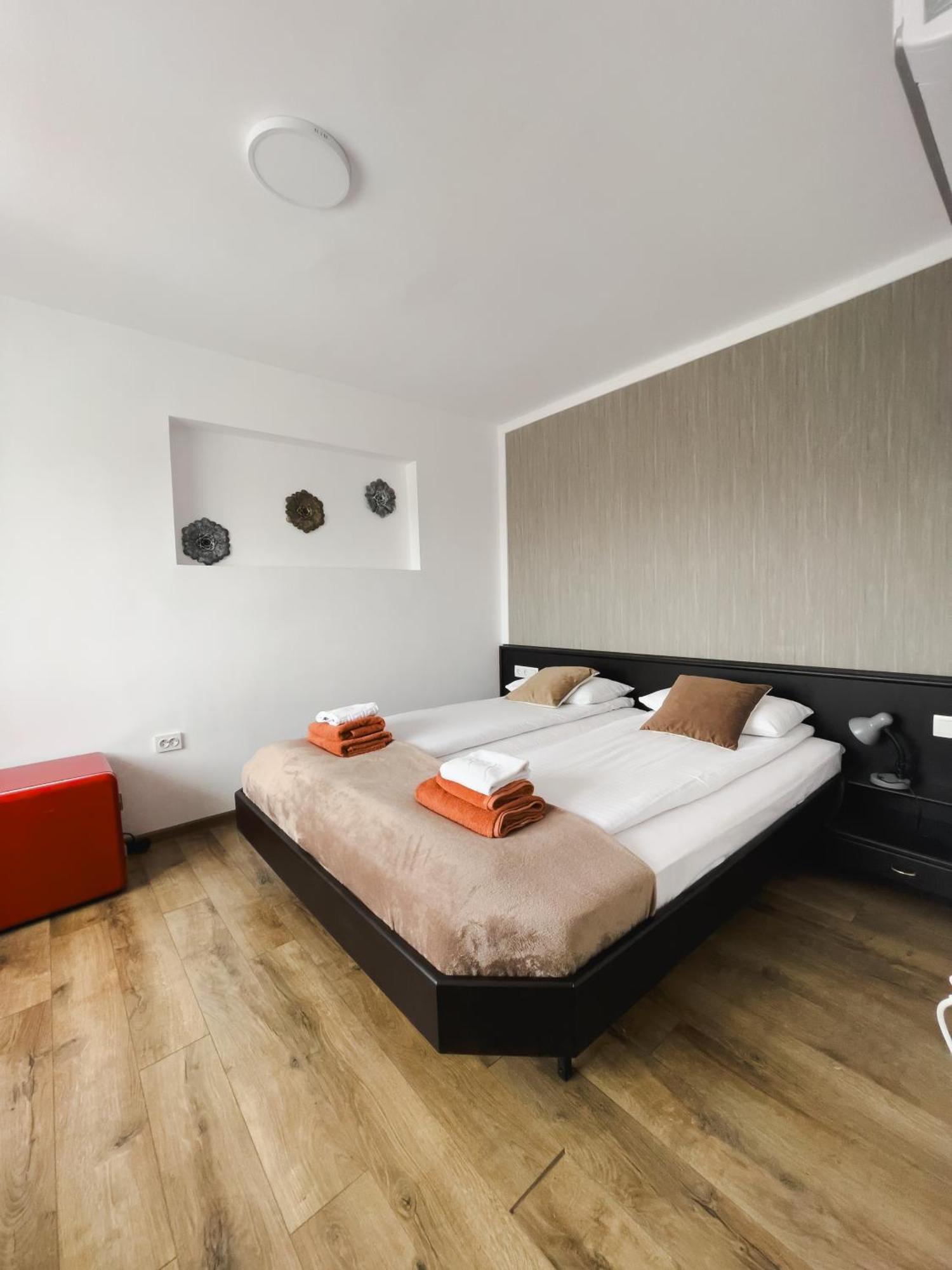 Hotel Myda Apahida Zewnętrze zdjęcie